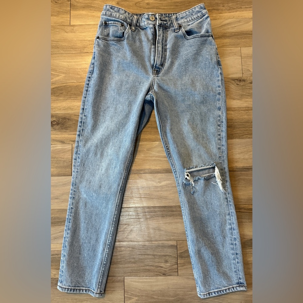WOMENS Abercrombie & Fitch Curve Love High Rise Jeans. Size 27/4s